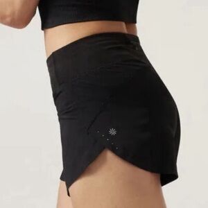 NWT Athleta Run With It 3.5” Black Shorts Size 1x